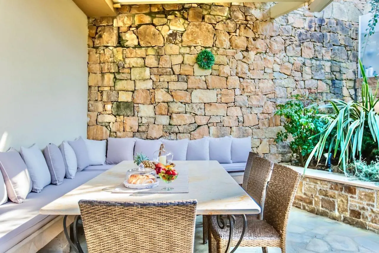 Urania Sani Villas Grécia