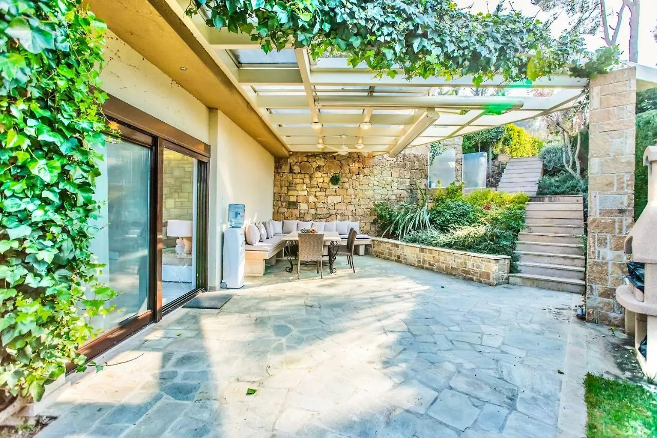 Urania Sani Villas